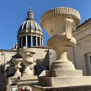 https://neropece.sicilyhotelsitaly.net